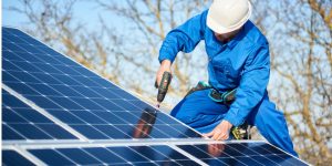 Installation Maintenance Panneaux Solaires Photovoltaïques à Arlos